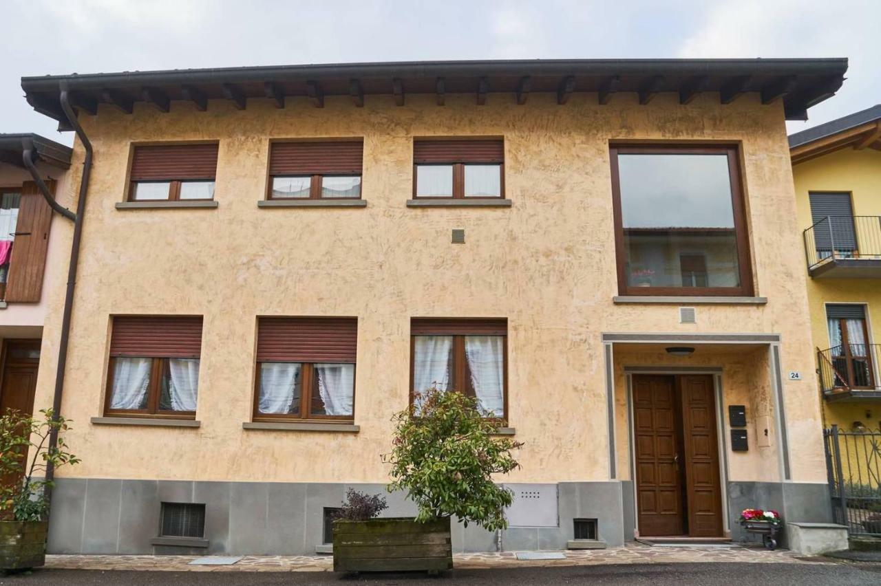 Appartamento Clivo Solto Collina Kültér fotó